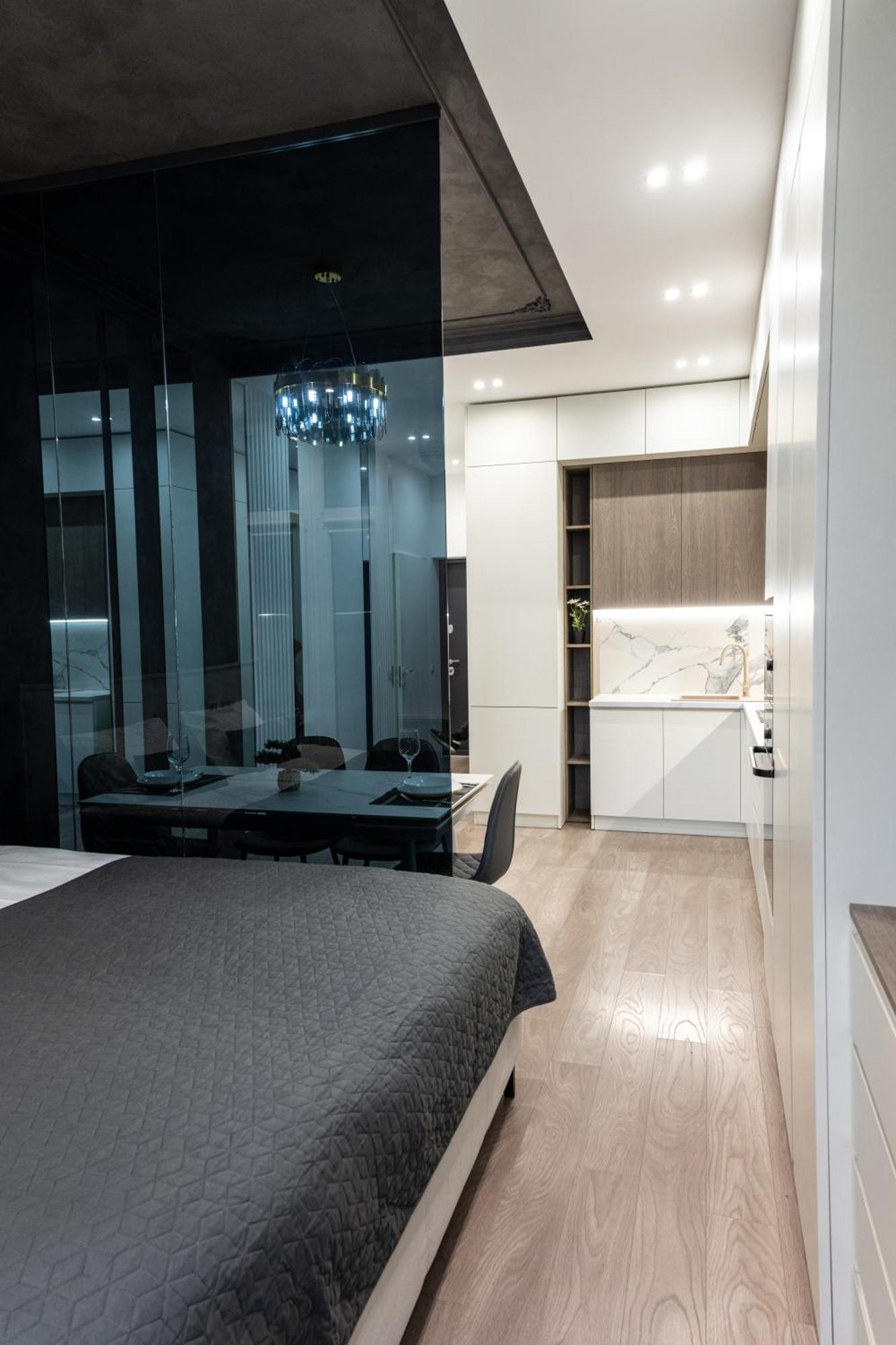 Luxury Apartments Smart House Užhorod Esterno foto